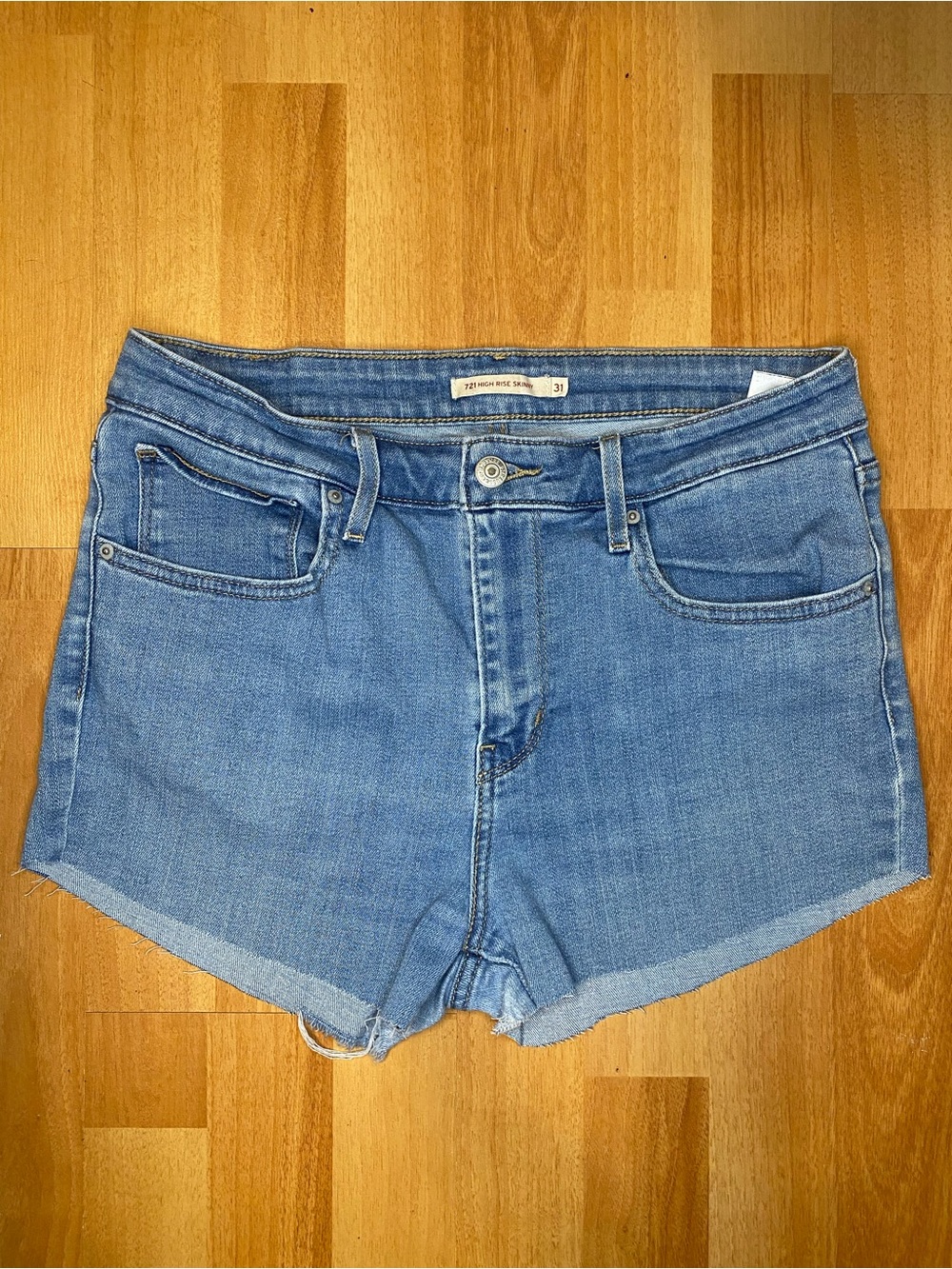 Levi’s Denim Cut-Off Shorts